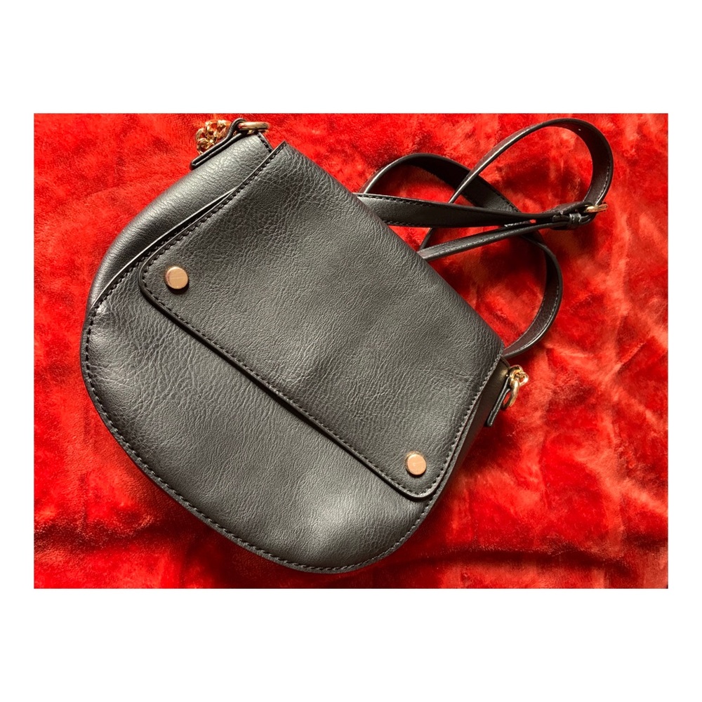 Cute and Chik Black Crossbody Purse